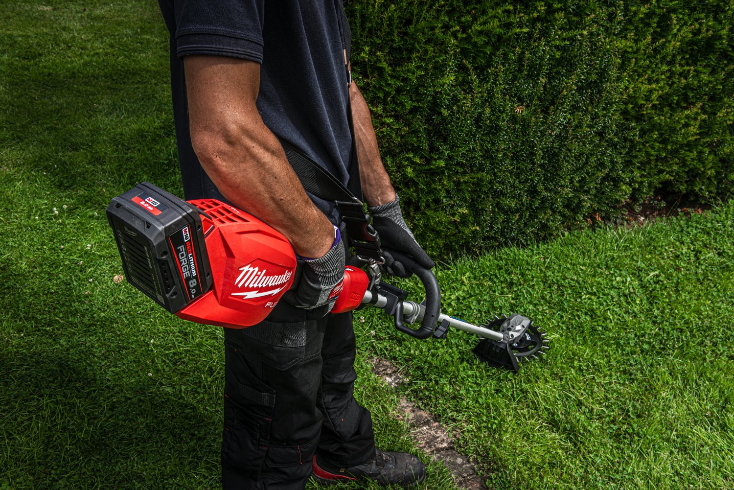 Milwaukee M18 FOPHLTKIT2-0 Pogonska enota s priključkom za košnjo z nitko