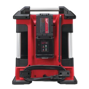 Milwaukee M18 RC-0 Radio-polnilnik M18 baterij, tablic in pametnih telefonov