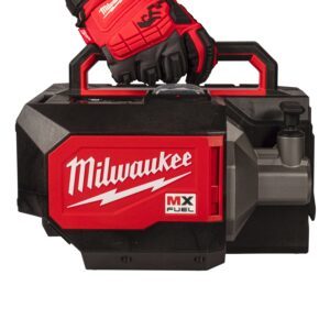 Milwaukee MX Fuel CVBC-602 Akumulatorski vibrator betona