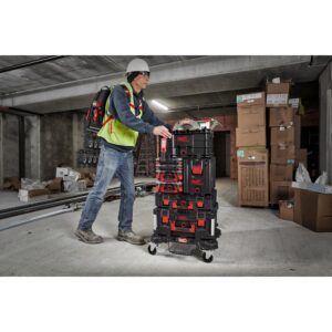 Milwaukee PACKOUT kovček Compact Tool Box