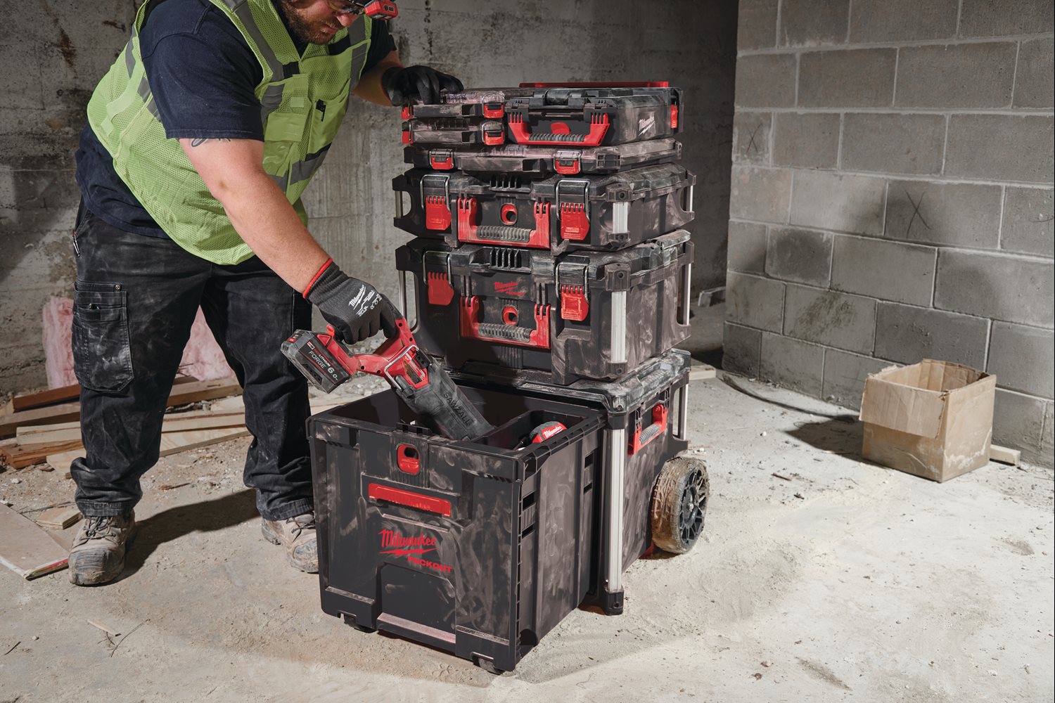 Milwaukee PACKOUT Predal na kolesih