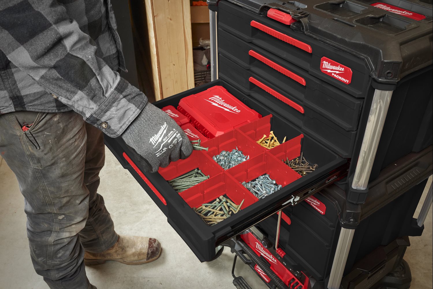 Milwaukee PACKOUT Štiridelni predalnik