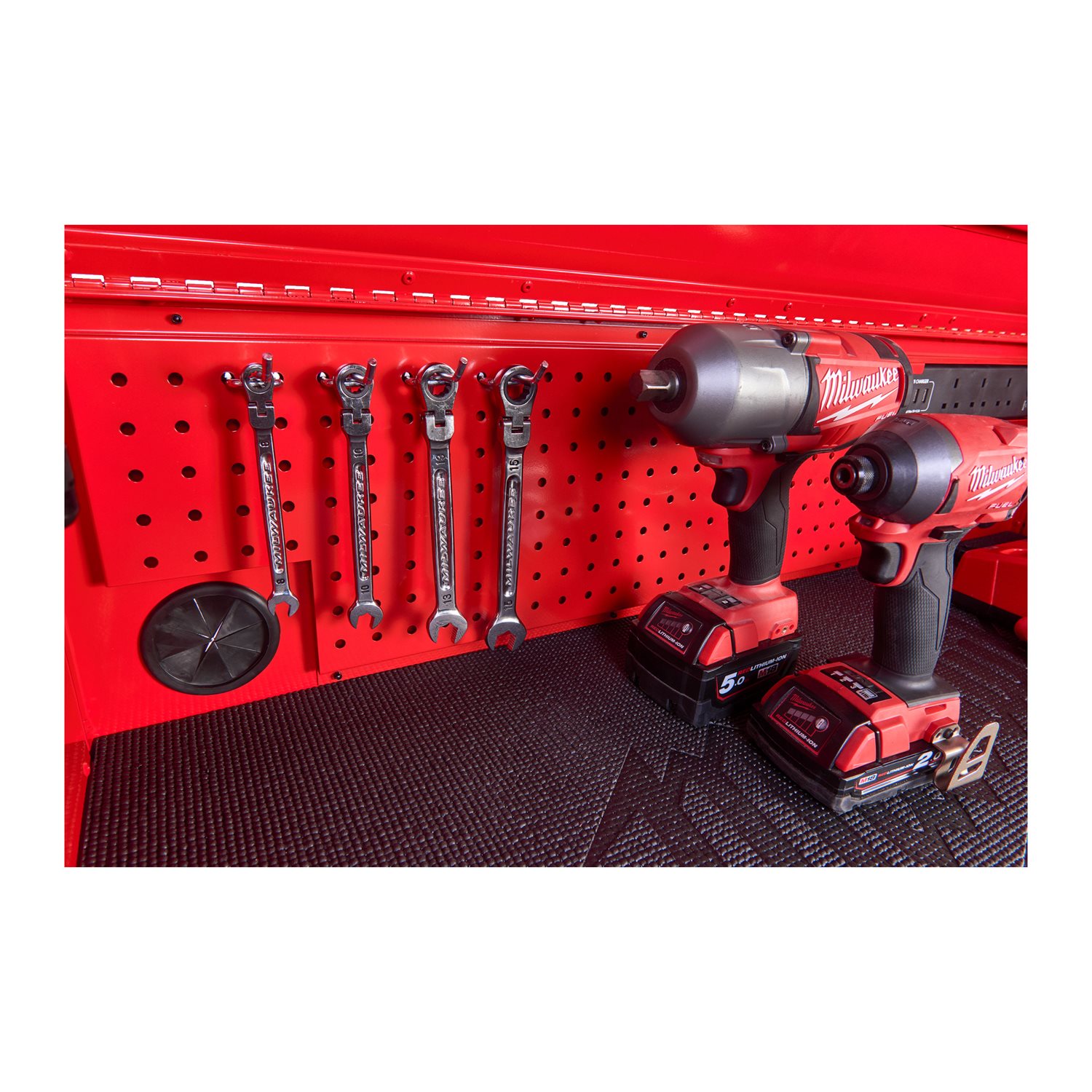 Milwaukee PREDALNIK ZA ORODJE SRC46-1 117 CM NA KOLESIH