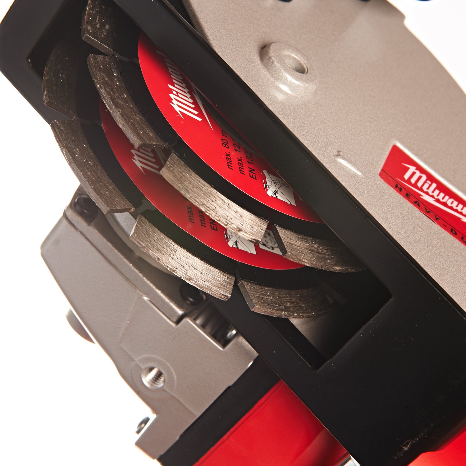 Milwaukee WCE 30 Diamantni rezalnik utorov, do 30 mm, 1500 W, 125mm
