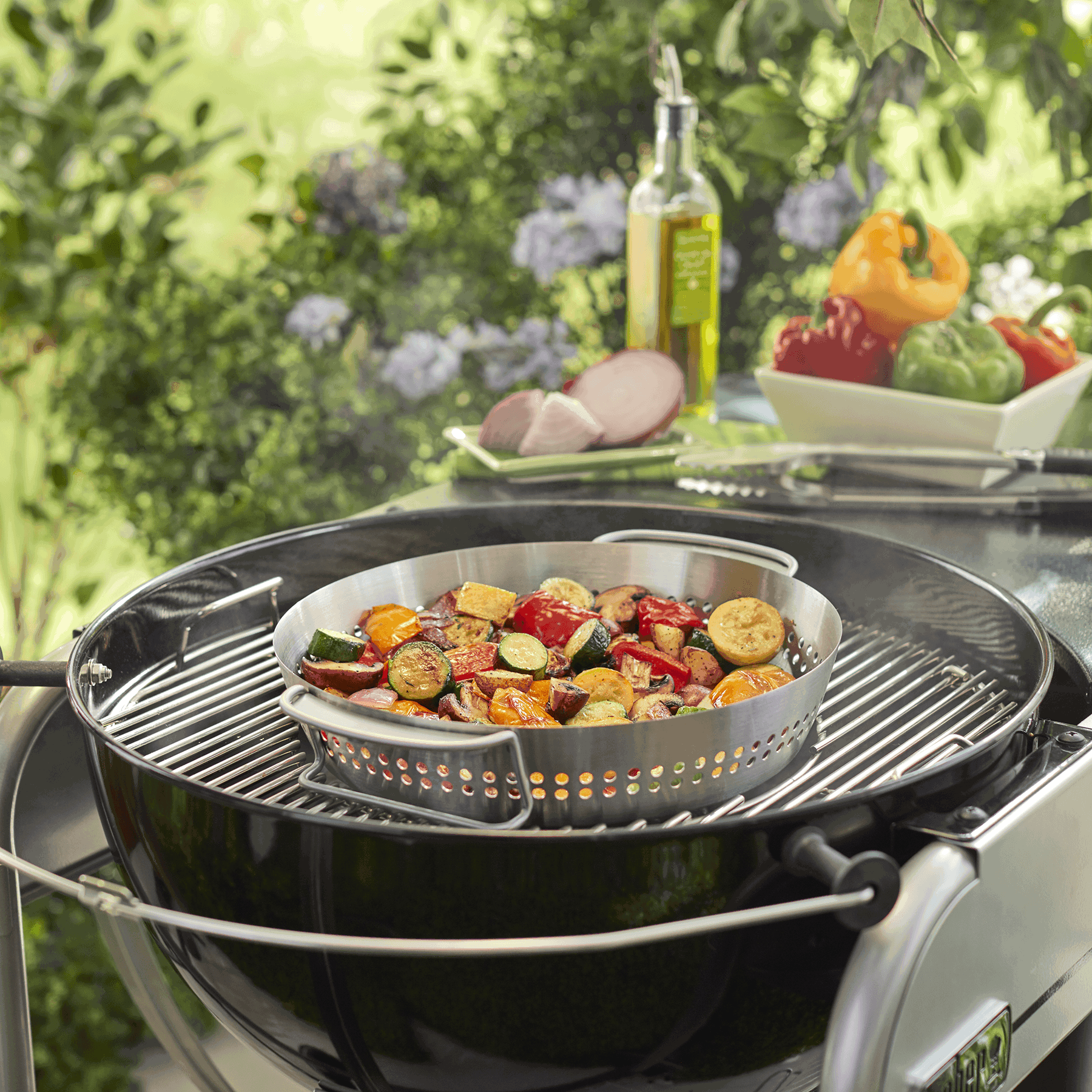Weber Gourmet BBQ™ sistem - nastavek za piščanca in zelenjavo