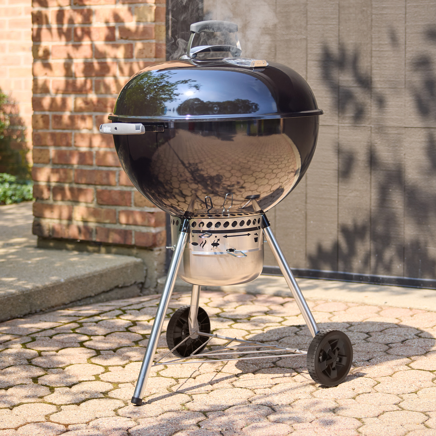 Weber Original Kettle Premium črn žar na oglje